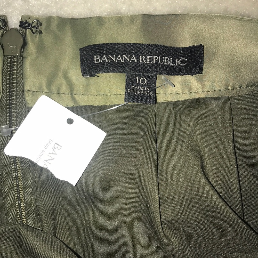 NWT Banana Republic A-line midi skirt